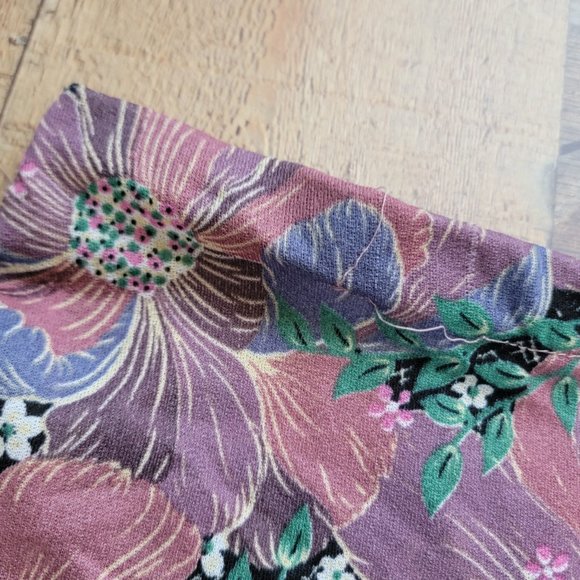 Vintage Floral Top and Skirt Two-Piece Set - Picture 13 of 16